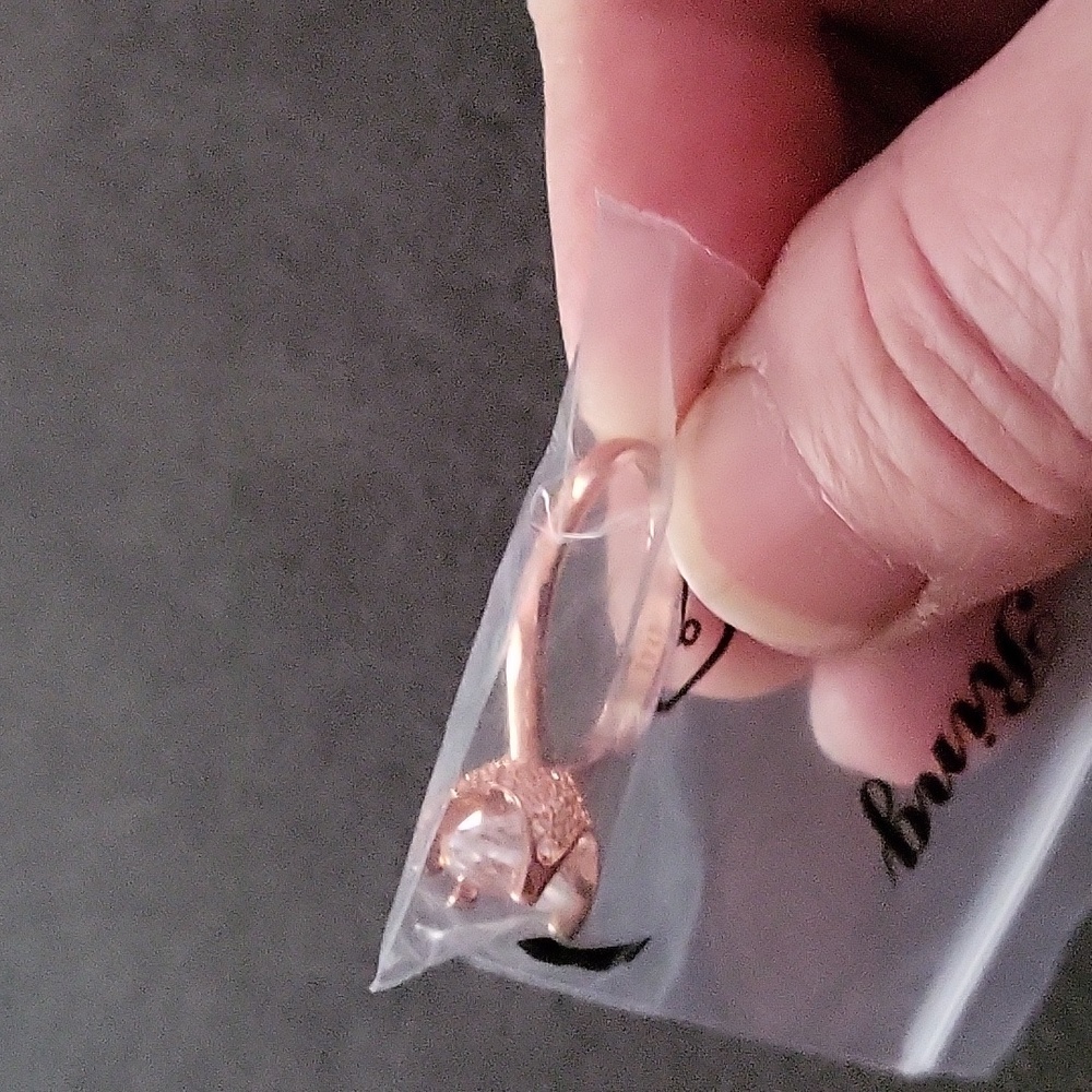 Rose gold rhinestone crystal Ring